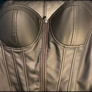 Torrid corset - bones bustier  size “0” Black